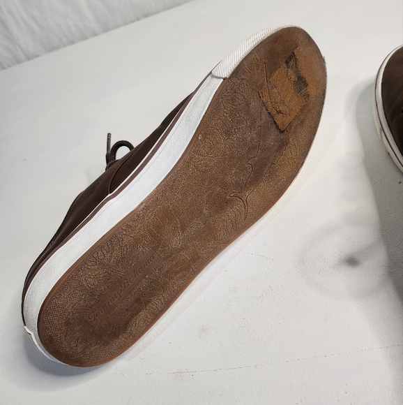 Tommy Bahama Men's Shoes - Picture 5 of 7